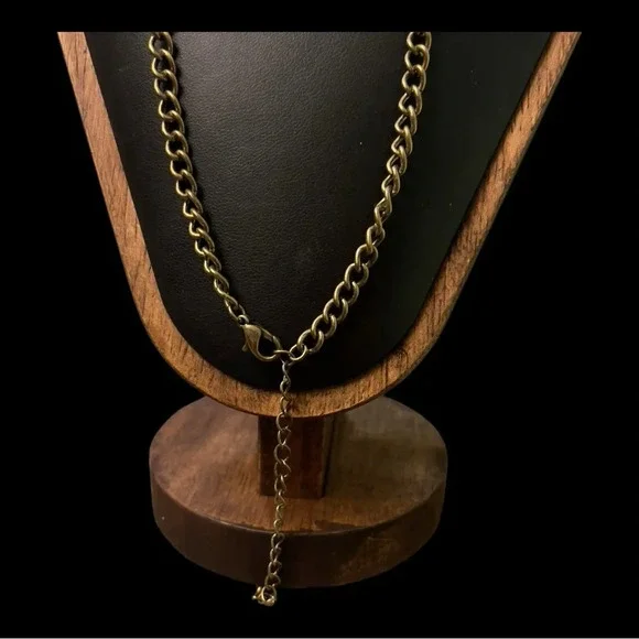 Vintage Brass Filigree bib necklace - Picture 5 of 5